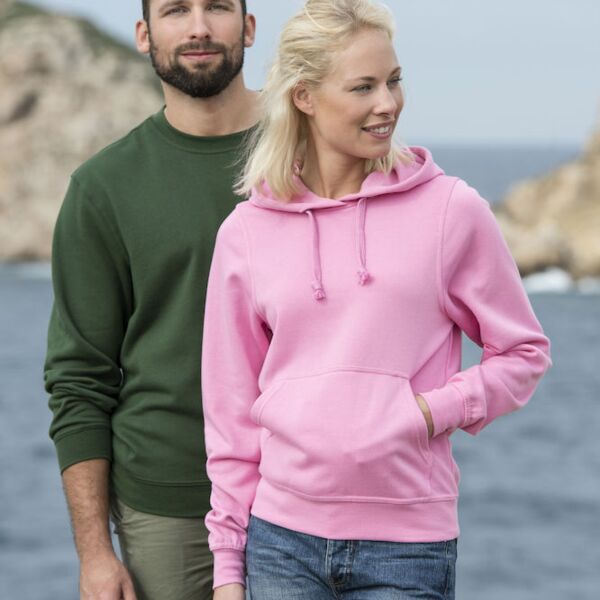 Basic Roundneck Thumbnail