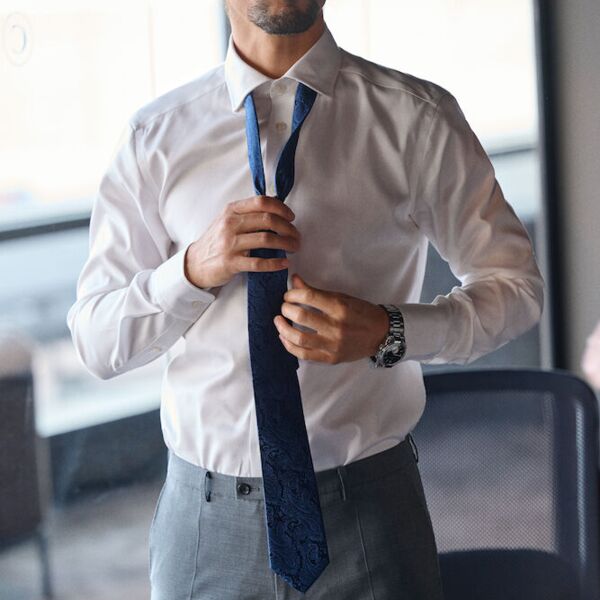 Black Bow 60 Regular Thumbnail