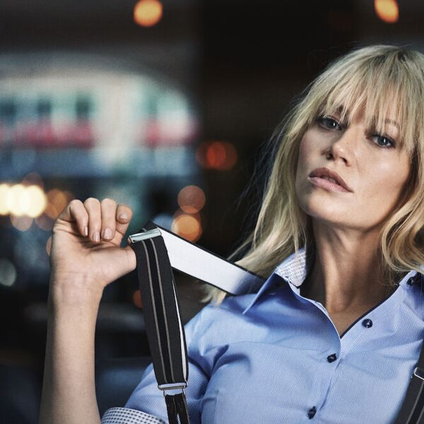 Red Bow 24 Lady Thumbnail